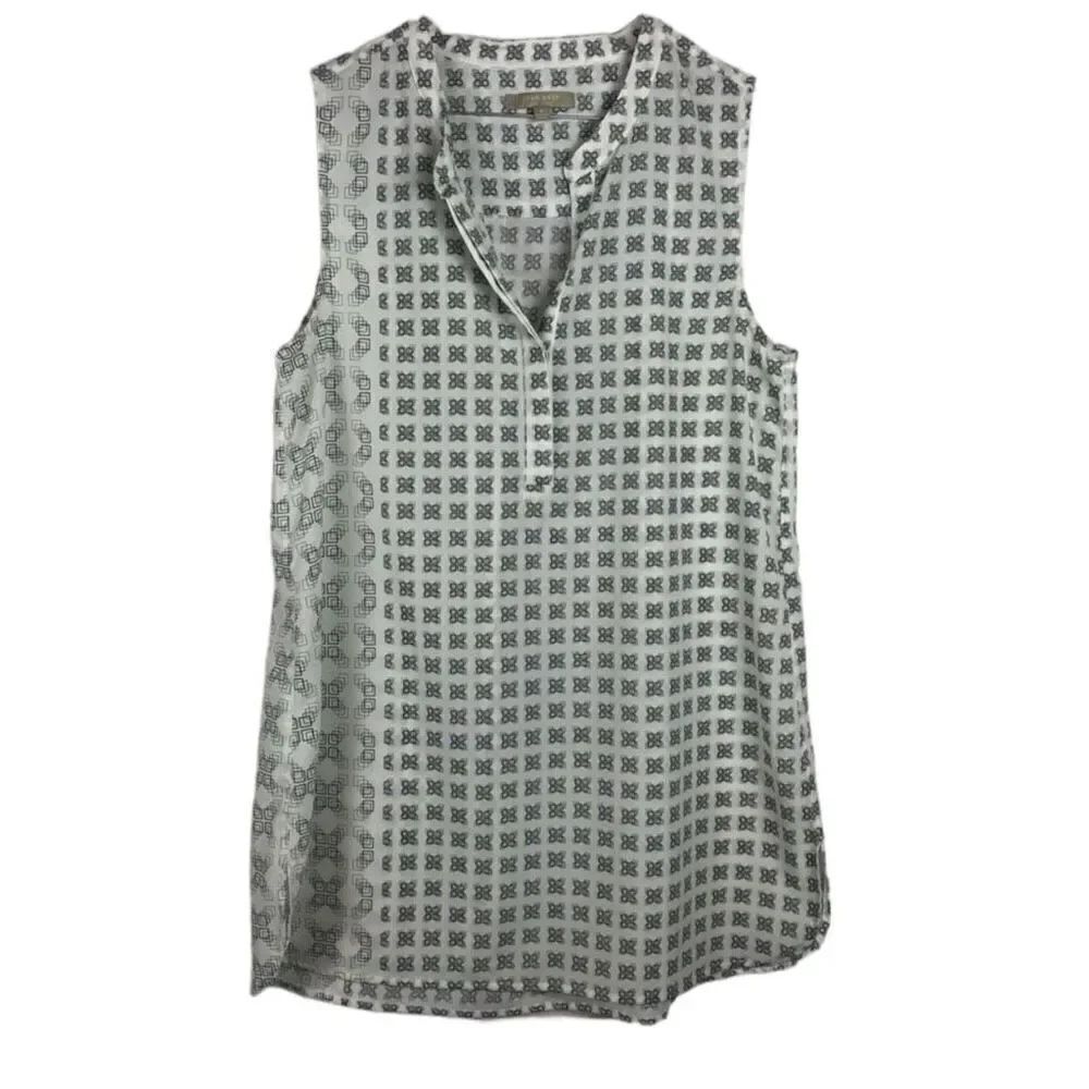 Joan Vass sleeveless button-front popover blouse size Medium